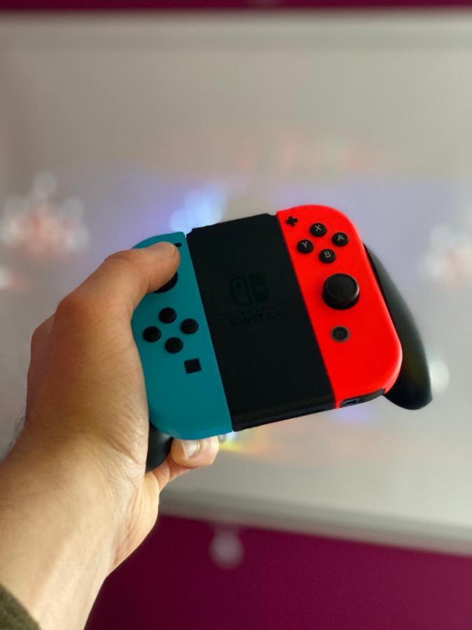 Capsule Groovy-Jacuzzi-Sauna-Billard-Netflix- Nintendo Switch & Jeux Mons Exterior foto